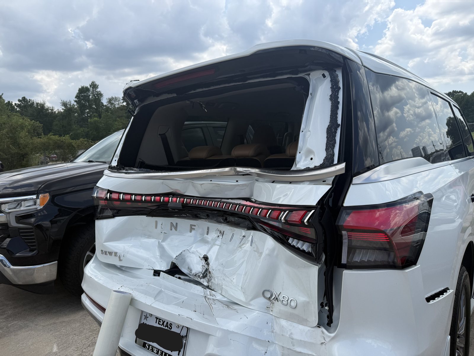 Before Infiniti Rear Collision Repair